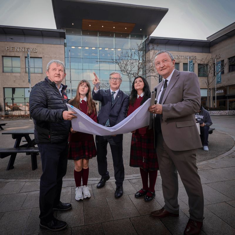 Sisk celebrates Engiineeers Week at Dundrum Town Centre